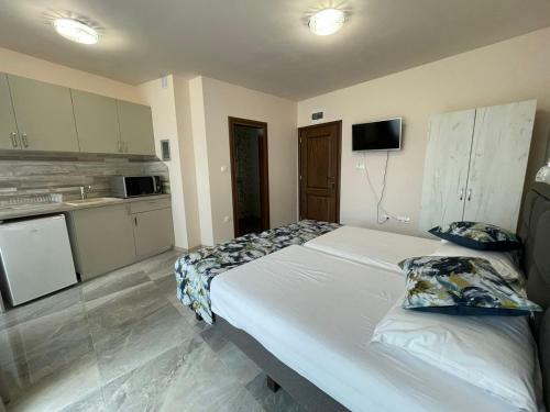 Royal Apartments Sozopol