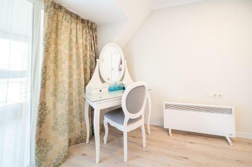 Julia Central Apartment