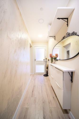 Julia Central Apartment