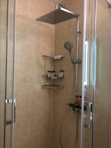 Luxury Two Bedroom Apartment With Private Parking