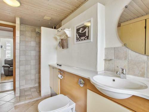 Holiday Home Vesl�s IV