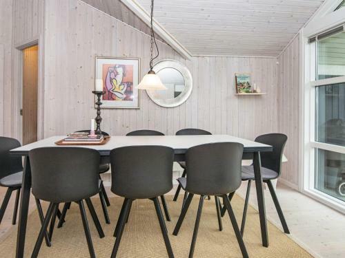 Holiday Home Fan� Ccvi
