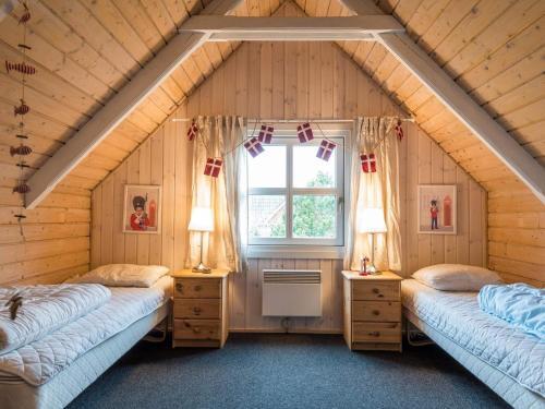 Holiday Home Fan� Ccvii