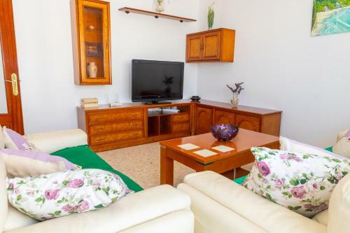 Amplio Y Luminoso Apartamento A 1 Min de La Playa