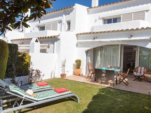 Holiday Home La Reserva-2