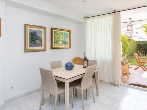 Holiday Home La Reserva-2