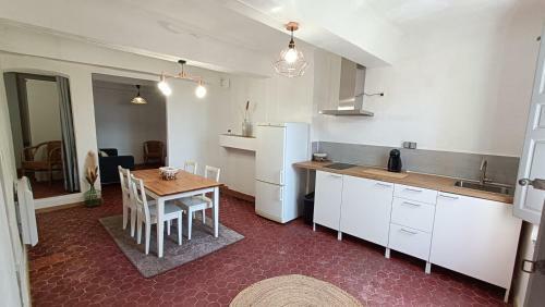 Apartamento Aups : Appartement Typique Et Authentique