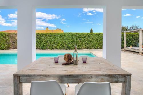 Villa Graham Holiday Rentals - Calma