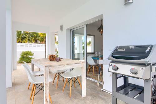 Villa Graham Holiday Rentals - Calma