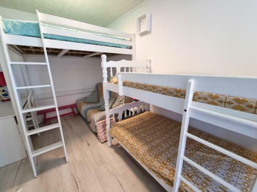 La Cabane Des Pr�s ~maison Chaleureuse Proche Lac