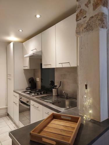 Petite Maison de Ville Au Charme Authentique