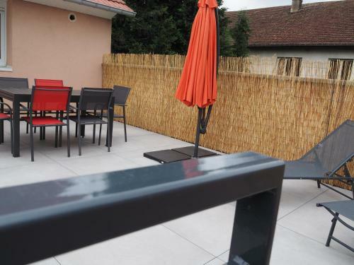 G�te Le Renouveau Avec Jacuzzi Privatif