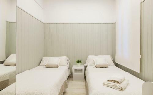 Bed & Breakfast Rooms & Garden Gran Via