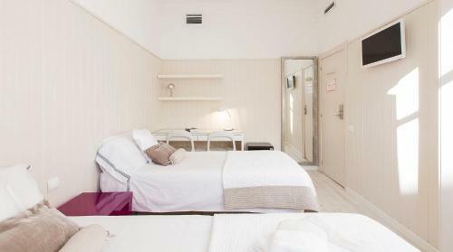 Bed & Breakfast Rooms & Garden Gran Via
