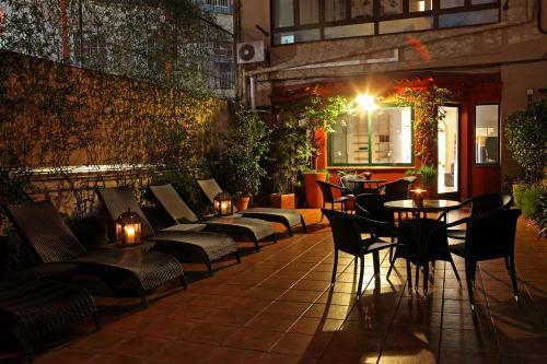 Bed & Breakfast Rooms & Garden Gran Via