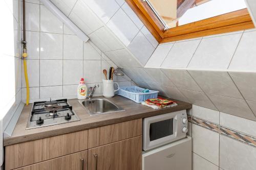 Almafa Apartmanh�z