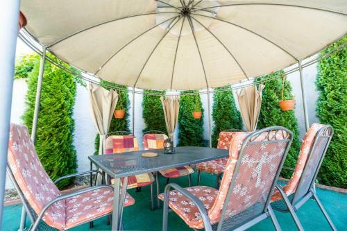 Almafa Apartmanh�z