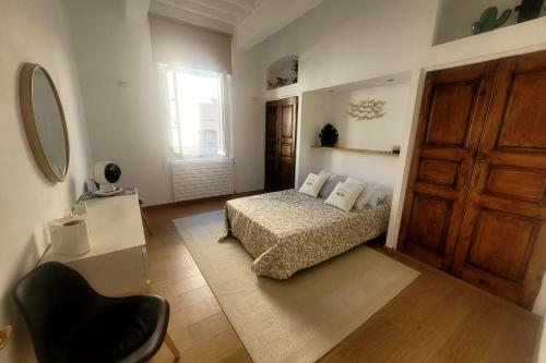 Spacious Apartment For 4 In Avignon !