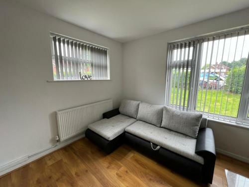 Cosy Home Near Nec, Bhx Bullring & Solihull