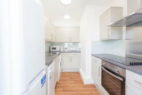 Bournemouth Town Centre 6 Double Bed Apartment