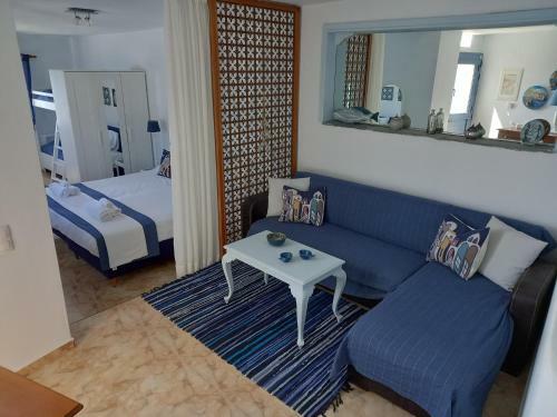 Anthie's Shore House