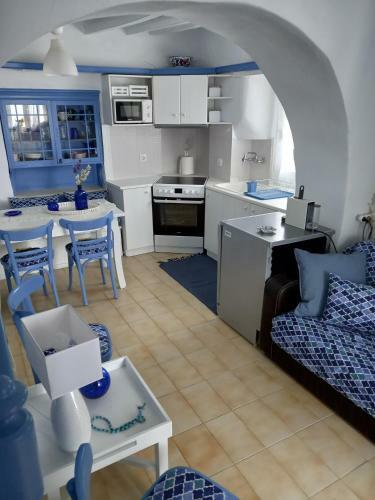Anthie's Shore House