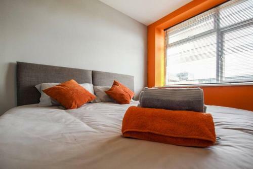 City Centre Modern Apartment - Bristol Awaits!