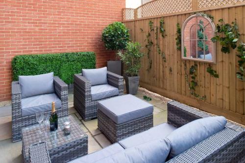 Deluxe Townhouse Next To Cabot Circus