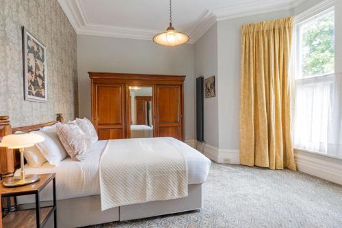 Mortimer Road Apartments