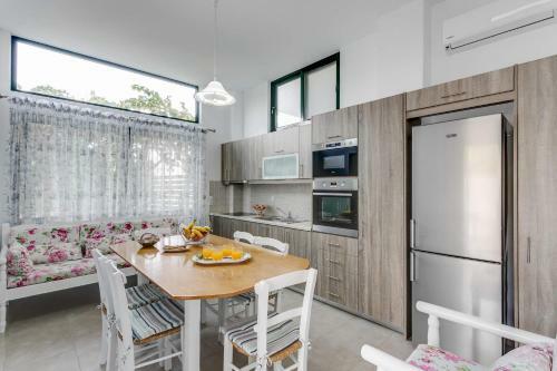 Villa Alexis House By Villa Plus