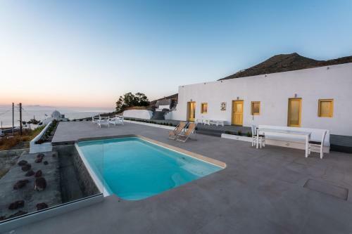 Villa Retreat In Timeless Beauty