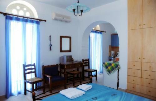 Apartamento Karyatides Homes