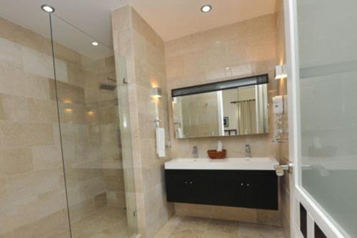Aparthotel Watermark Luxury Oceanfront Residences