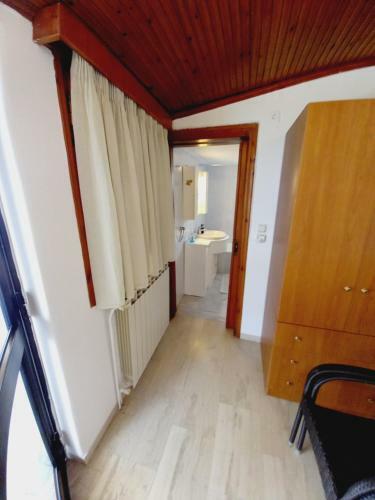 Ekie Apartment 2 With Sea View