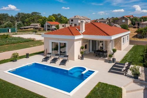 Beautiful Villa Eleni