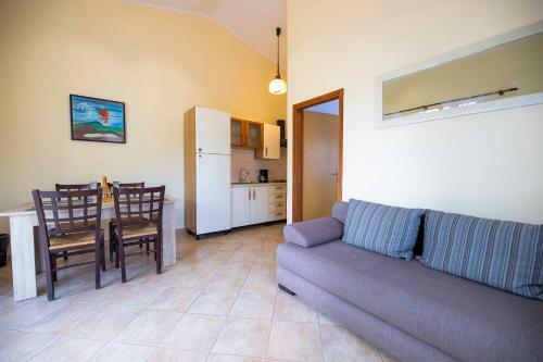 Holiday Apartment David, Li?njan