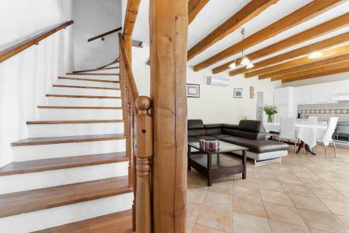 Villa Ladybug