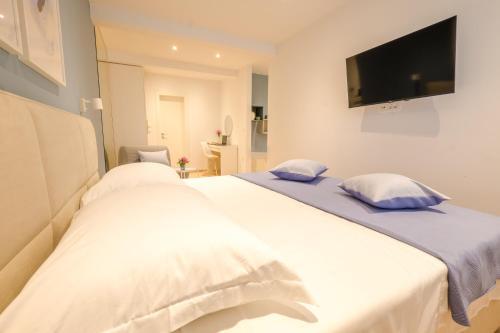 Hostal Dubrovnik Airport - Moonlight Rooms****