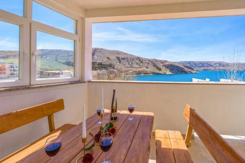 Apartment Krste With Mountain And Seaview