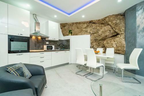 Hidden Gem Apartment