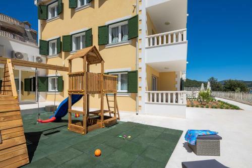 Apartments Villa Maracella