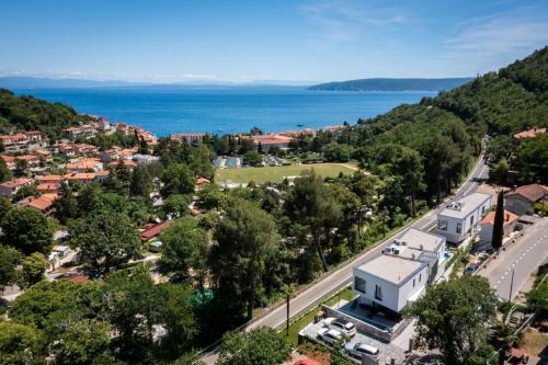 Beautiful Villa Visum Mare Duo