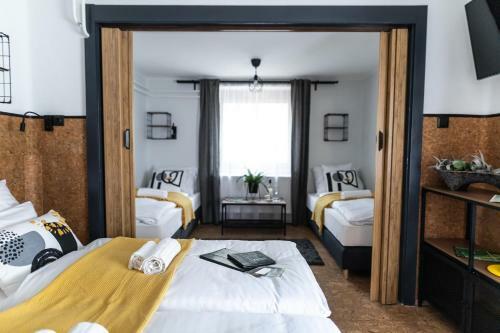 4 �vszak V�lgyhotel