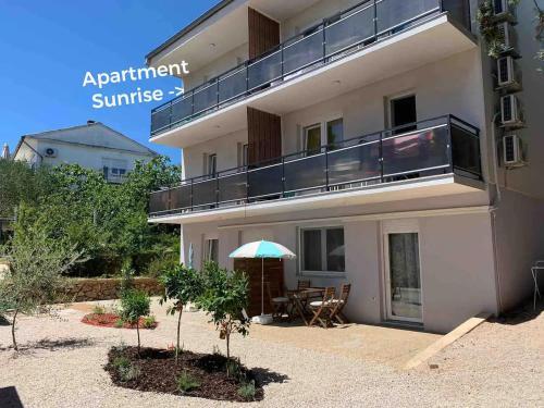 Golden Island Apartments