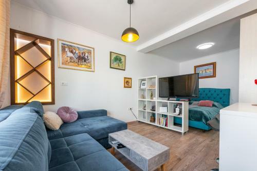 Modern Studio Apartment Lu?i?