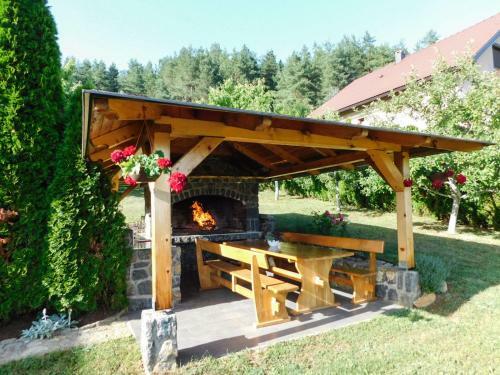 Apartman Lara