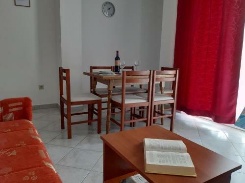 Apartments Mihael