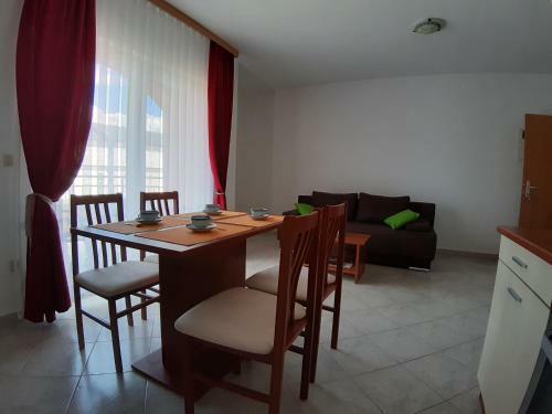 Apartments Mihael