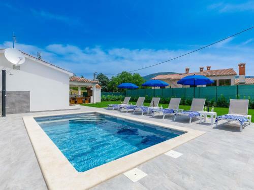 Holiday Home Casa Gverino