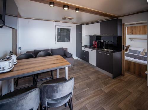 Holiday Lux Mobile Homes 35m House 35m Terrace